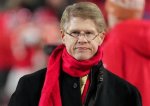 Clark Hunt Net Worth How Much Is Hunt Worth? ·