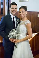 Who Is Colin Egglesfield's Wife? a Deep Dive into His Personal Life